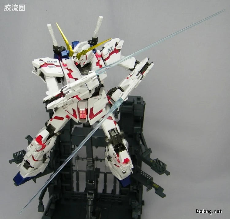 MG 1/100 Unicorn Gundam (HD Color + MS Cage)
