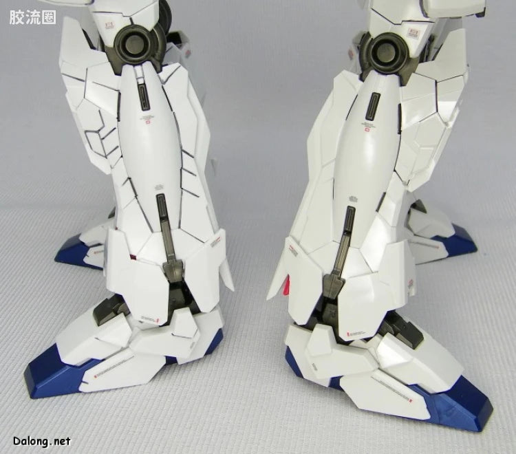 MG 1/100 Unicorn Gundam (HD Color + MS Cage)