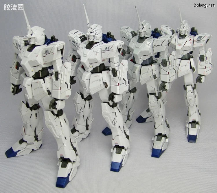 MG 1/100 Unicorn Gundam (HD Color + MS Cage)