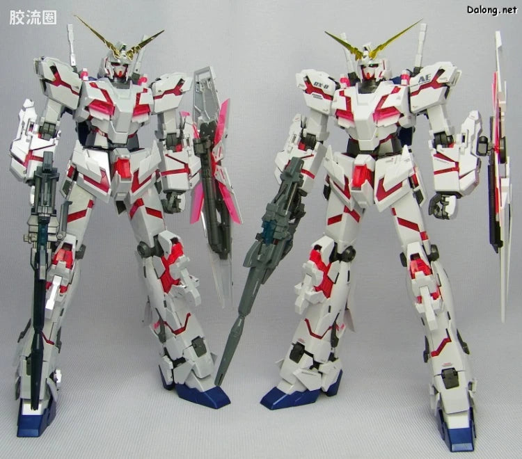 MG 1/100 Unicorn Gundam (HD Color + MS Cage)