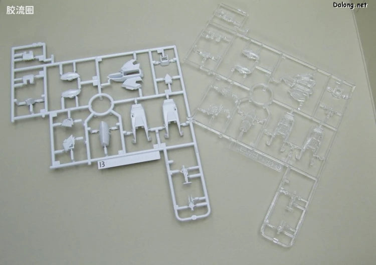 Bandai MG 1/100 MBF-P02Kai Gundam Astray Red Frame Kai with Special Clear Armor Parts