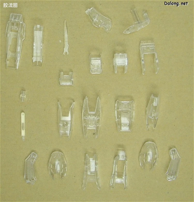 Bandai MG 1/100 GAT-X105+AQM/E-X01 Aile Strike Gundam with Special Clear Armor Parts