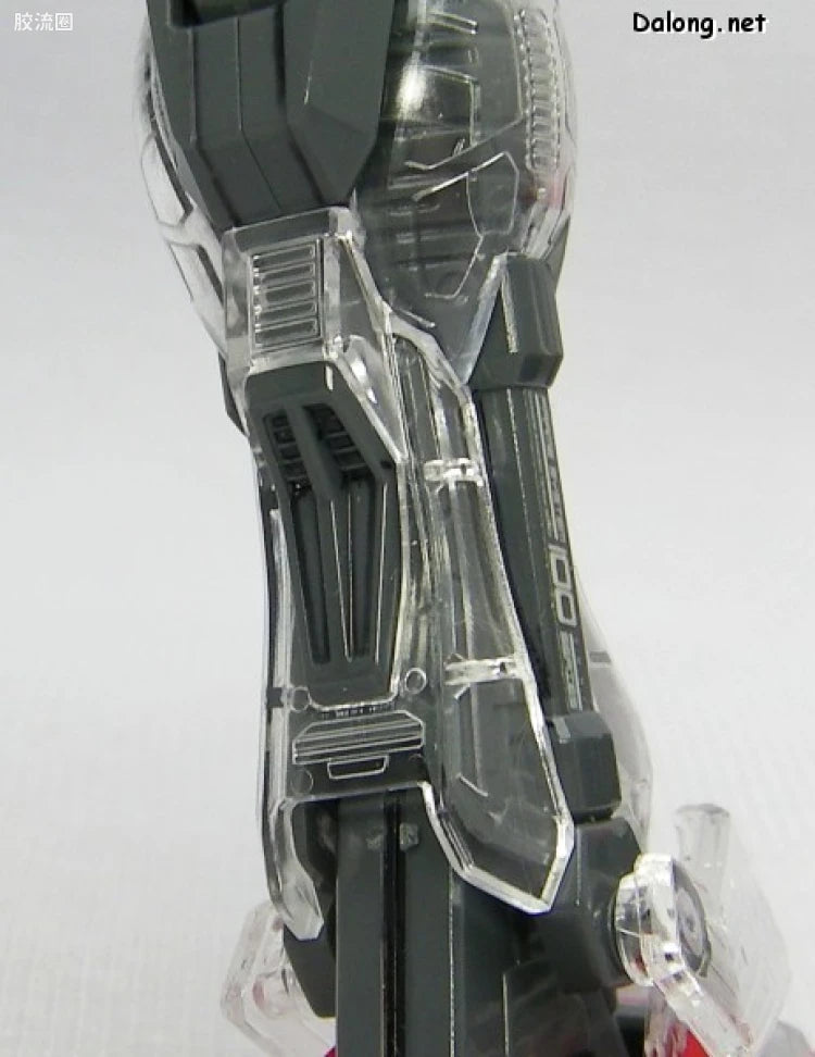 Bandai MG 1/100 GAT-X105+AQM/E-X01 Aile Strike Gundam with Special Clear Armor Parts