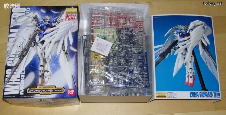 Bandai MG 1/100 XXXG-00W0 Wing Gundam Zero EW with Special Clear Armor Parts