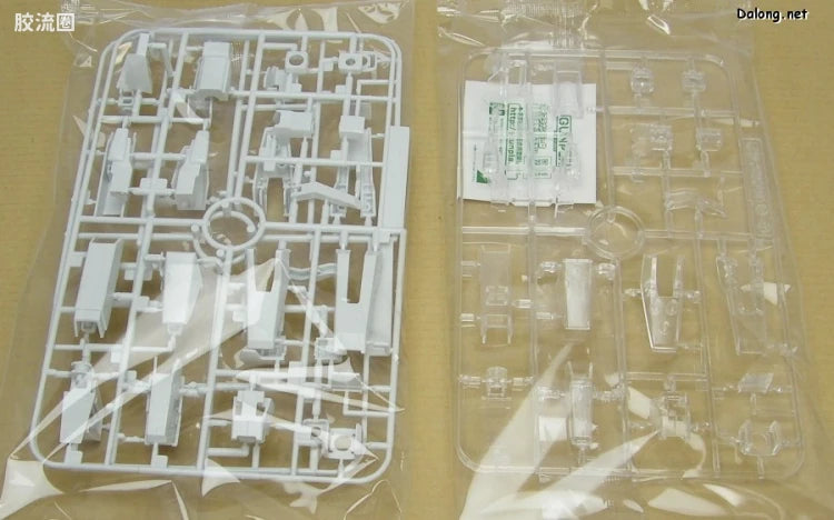 MG 1/100 Zeta Gundam Ver.2.0 with Special Clear Armor Parts