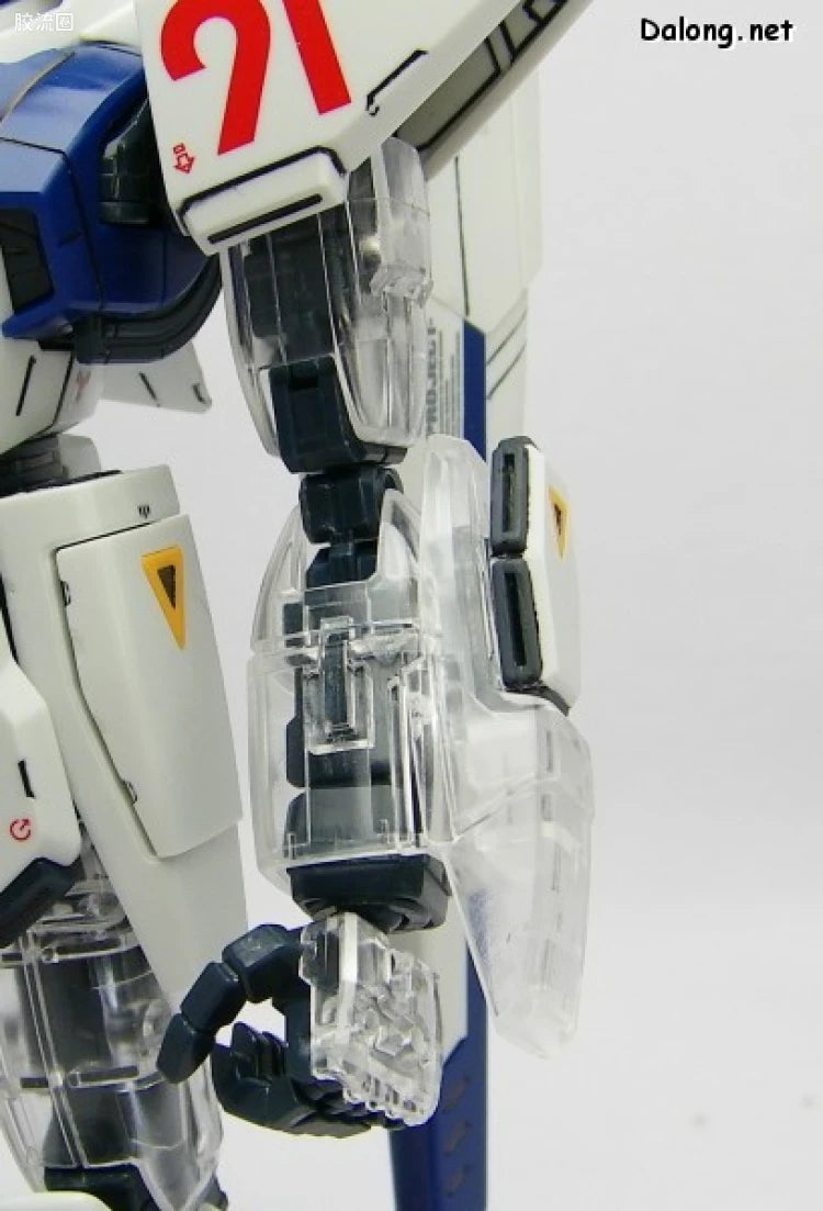 MG 1/100 Gundam F91 with Special Clear Armor Parts