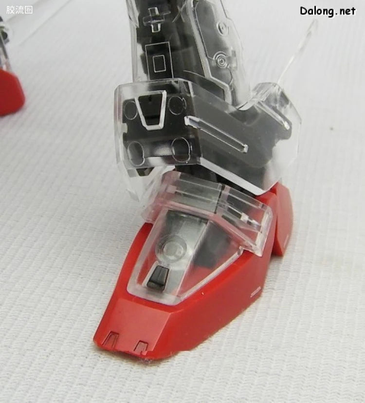 MG 1/100 Crossbone Gundam X-1 Full Cloth with Special Clear Armor Parts