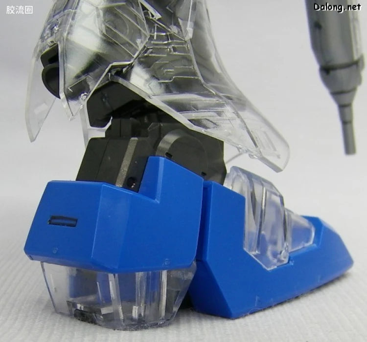 MG 1/100 Hi-Nu Gundam with Special Clear Armor Parts