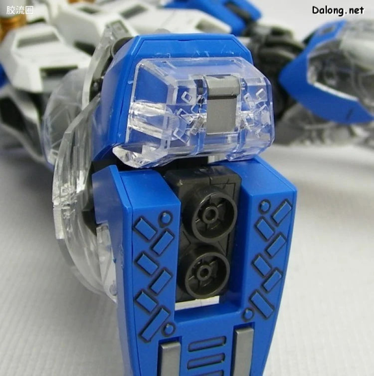 MG 1/100 Hi-Nu Gundam with Special Clear Armor Parts
