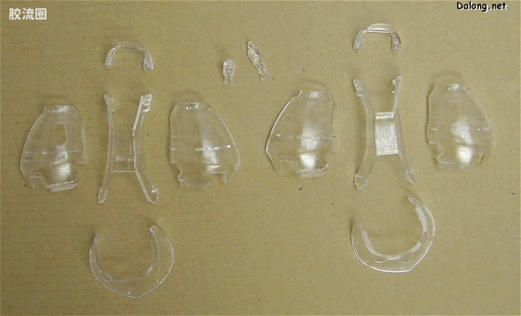 MG 1/100 MS-06S Char's Zaku II Ver.2.0 with Special Clear Armor Parts