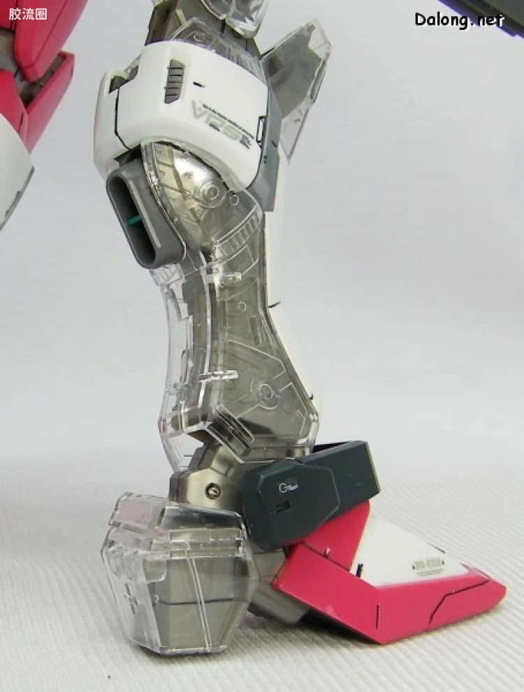 MG 1/100 Infinite Justice Gundam with Special Clear Armor Parts
