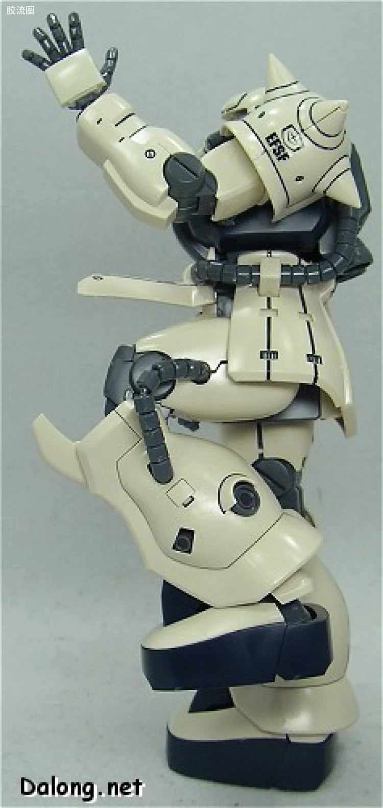 Bandai MG 1/100 MS-06F-2 Zaku II F2 (E.F.S.F.)