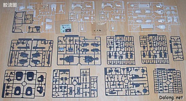 Bandai MG 1/100 MS-06F-2 Zaku II F2 (E.F.S.F.)