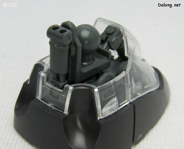 MG 1/100 MS-14S Char's Gelgoog Ver.2.0 with Special Clear Armor Parts
