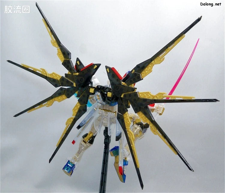 MG 1/100 Strike Freedom Gundam Clear Color Ver.