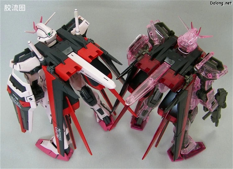 MG 1/100 Strike Rouge Clear Color Ver.