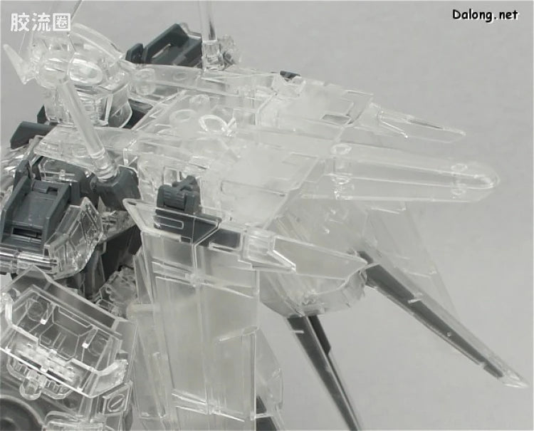 MG 1/100 Aile Strike Gundam All Clear Ver.