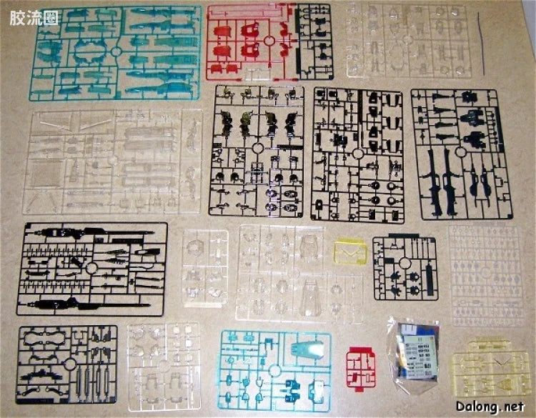 MG 1/100 FXA-05D/RX-178 Super Gundam [Clear & Coating Ver.]