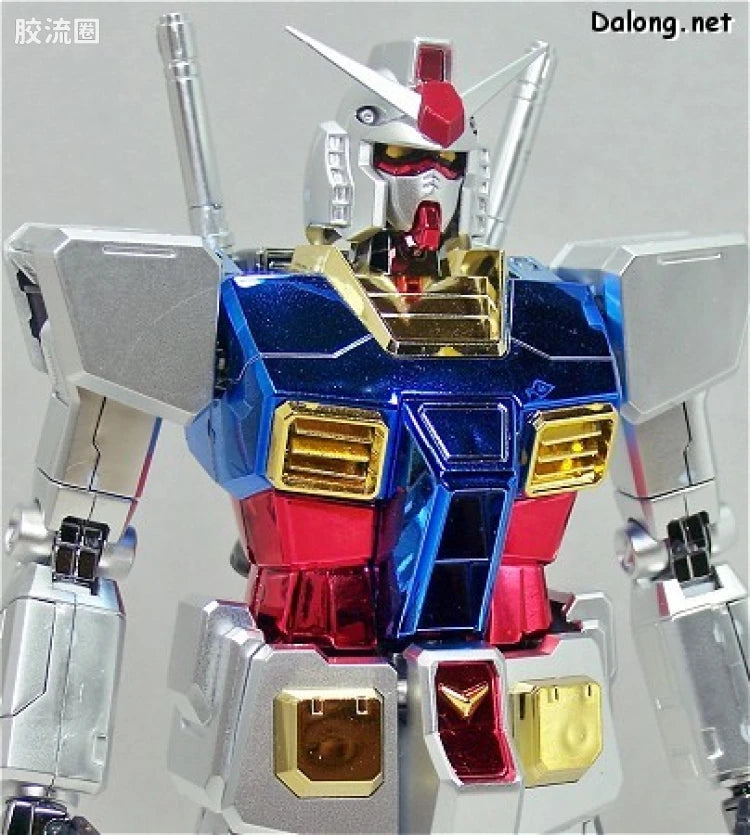 MG 1/100 RX-78-2 Gundam (Metallic Coating Version)