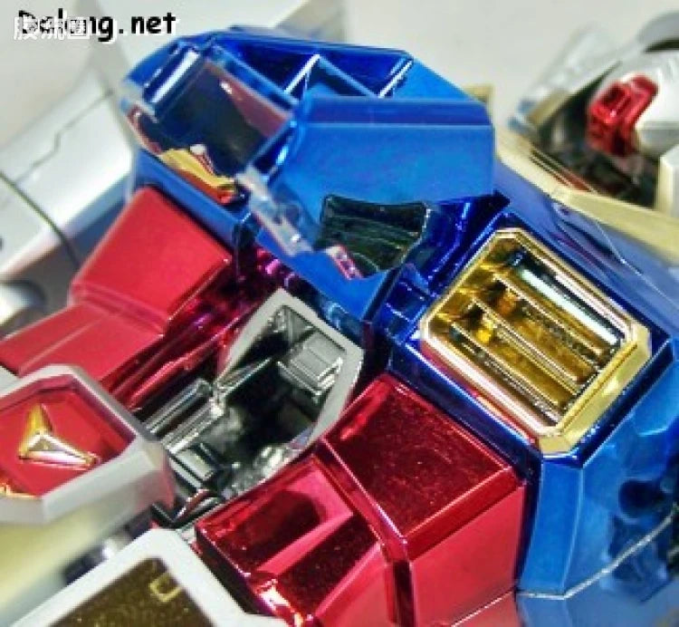 MG 1/100 RX-78-2 Gundam (Metallic Coating Version)