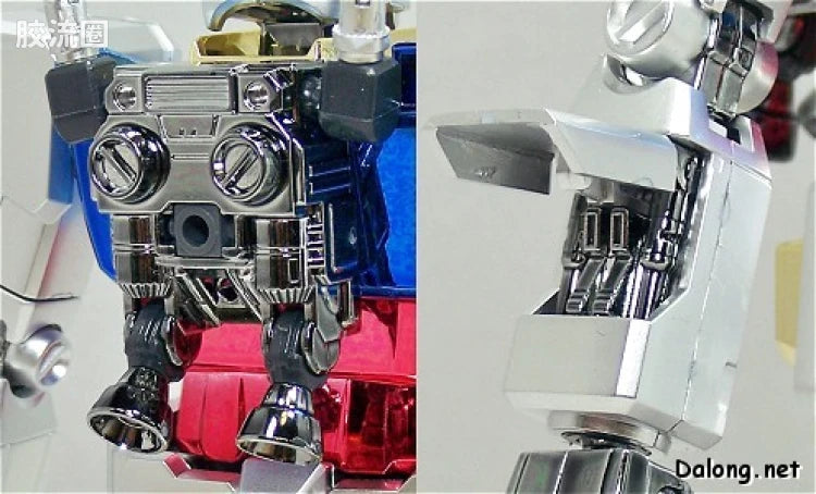 MG 1/100 RX-78-2 Gundam (Metallic Coating Version)