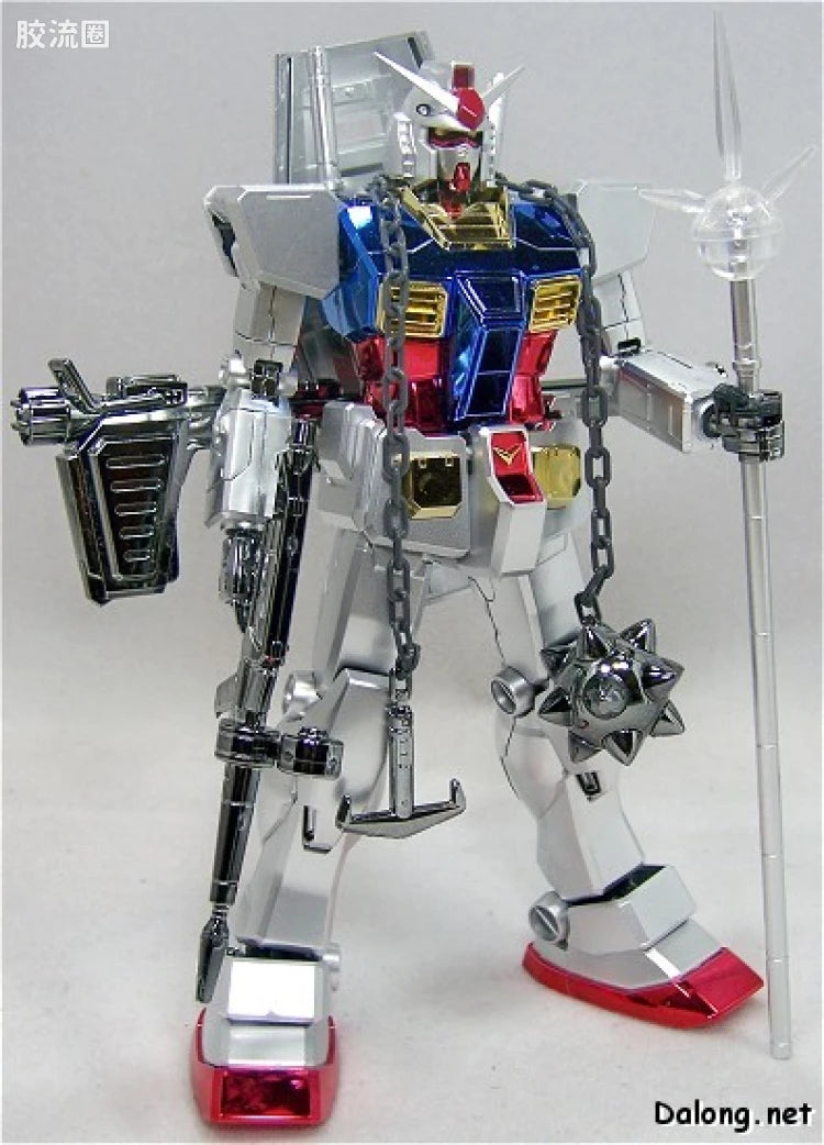 MG 1/100 RX-78-2 Gundam (Metallic Coating Version)