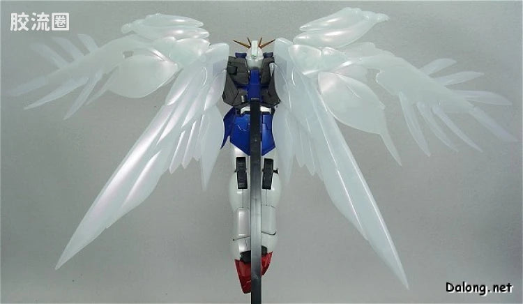 MG 1/100 Wing Gundam Zero EW (Pearl Mirror Coating Version)