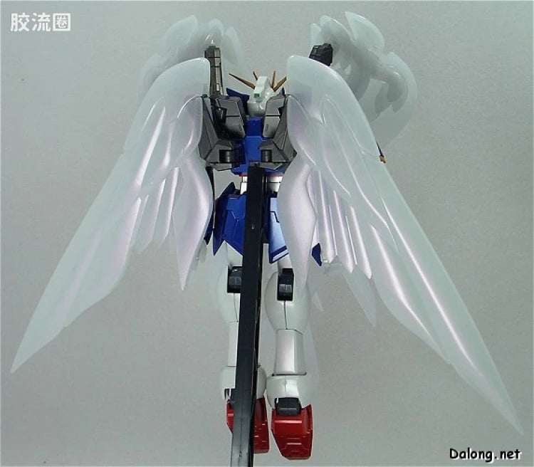 MG 1/100 Wing Gundam Zero EW (Pearl Mirror Coating Version)