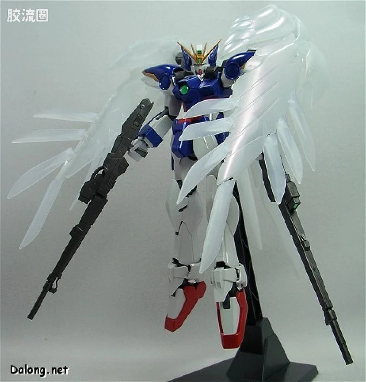MG 1/100 Wing Gundam Zero EW (Pearl Mirror Coating Version)