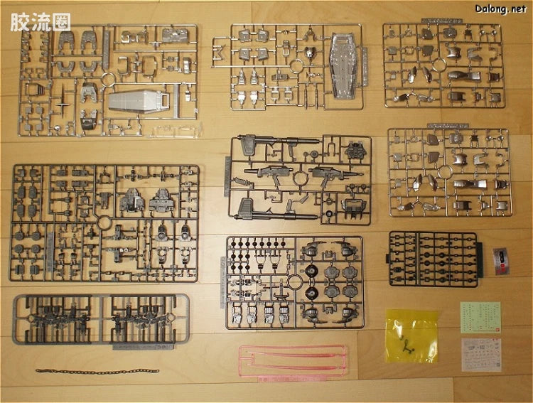 MG 1/100 RX-78-2 Gundam Ver. One Year War 0079 (Titanium Finish Ver.) [Club MG Limited]