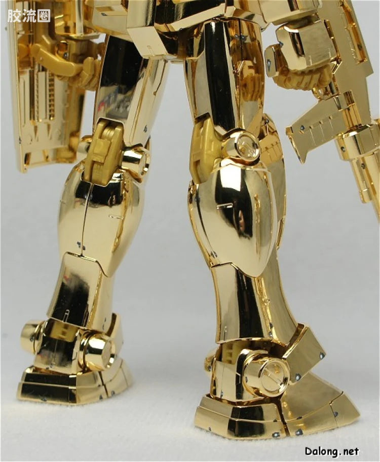 MG 1/100 RX-78-2 Gundam Ver.2.0 (Gold Plating Ver.) [Club MG Limited]