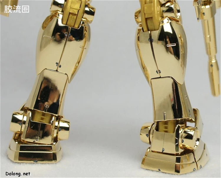 MG 1/100 RX-78-2 Gundam Ver.2.0 (Gold Plating Ver.) [Club MG Limited]