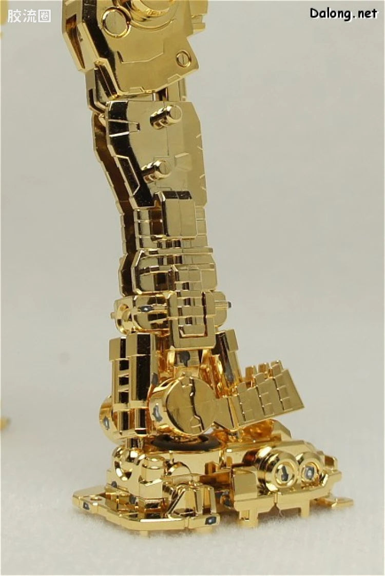 MG 1/100 RX-78-2 Gundam Ver.2.0 (Gold Plating Ver.) [Club MG Limited]
