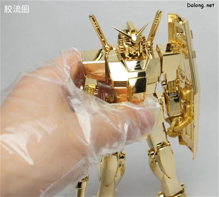 MG 1/100 RX-78-2 Gundam Ver.2.0 (Gold Plating Ver.) [Club MG Limited]