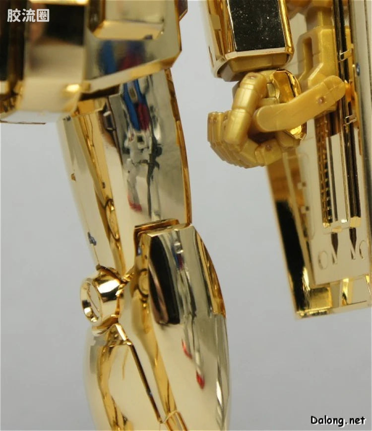 MG 1/100 RX-78-2 Gundam Ver.2.0 (Gold Plating Ver.) [Club MG Limited]