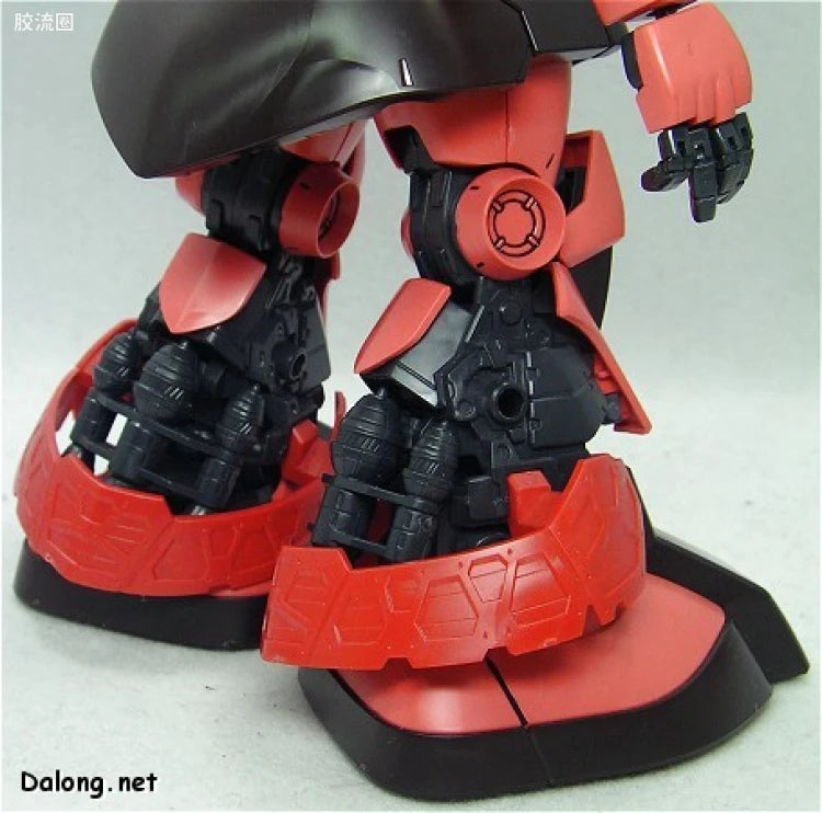 Bandai MG 1/100 MS-09RS Char's Rick Dom