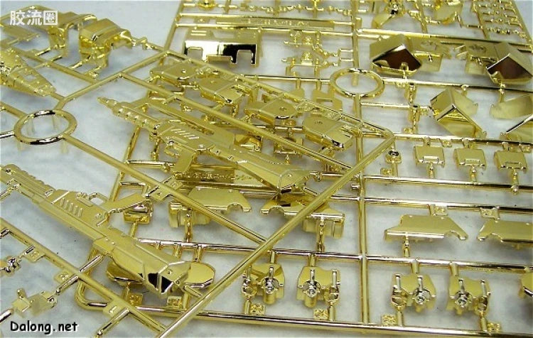 MG 1/100 Gundam NT-1 Alex (24K Gold Plated Version)