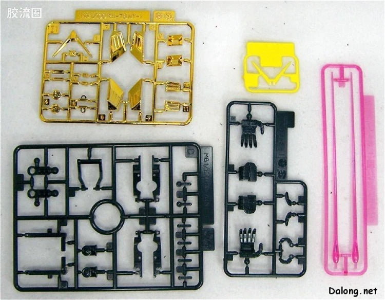 MG 1/100 Gundam NT-1 Alex (24K Gold Plated Version)
