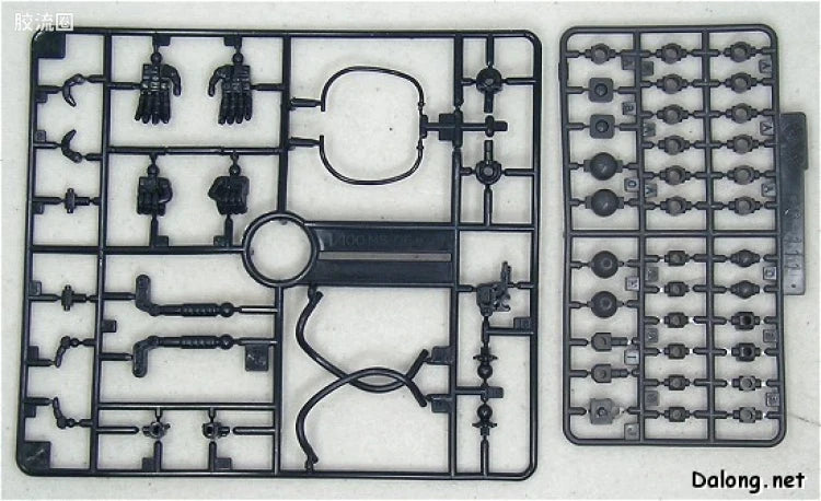 MG 1/100 MS-06S Zaku II (Char Aznable Custom) Crystal Version