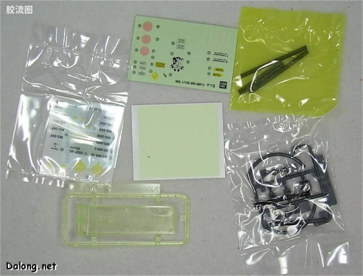 MG 1/100 MS-06F/J Zaku II Crystal Version