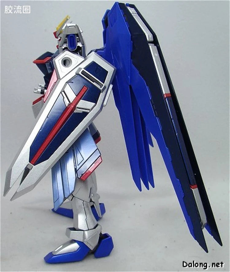 MG 1/100 Freedom Gundam (Extra Finish)