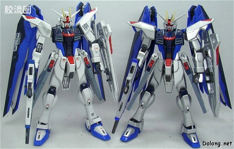 MG 1/100 Freedom Gundam (Extra Finish)