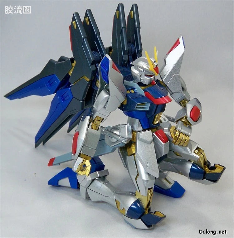 MG 1/100 Strike Freedom Gundam (Extra Finish Ver.)