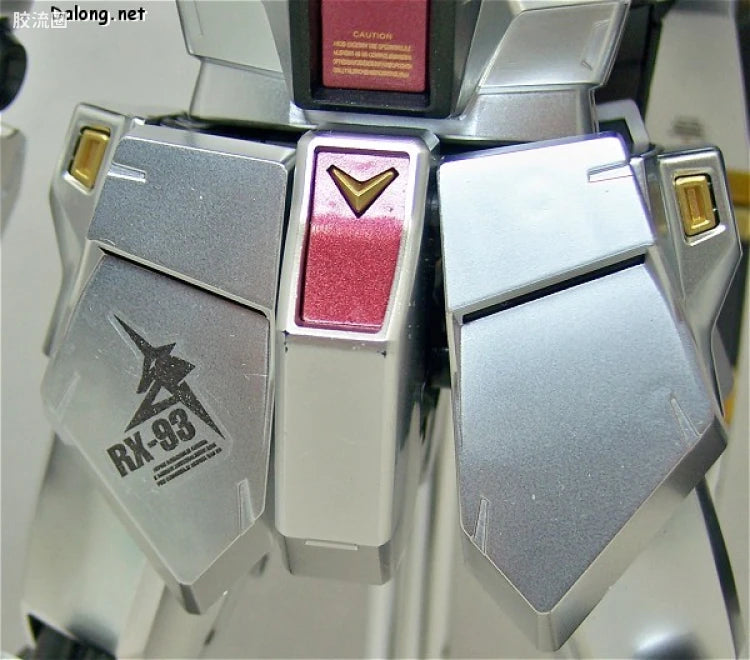 MG 1/100 Nu Gundam (Metallic Coating Ver.)