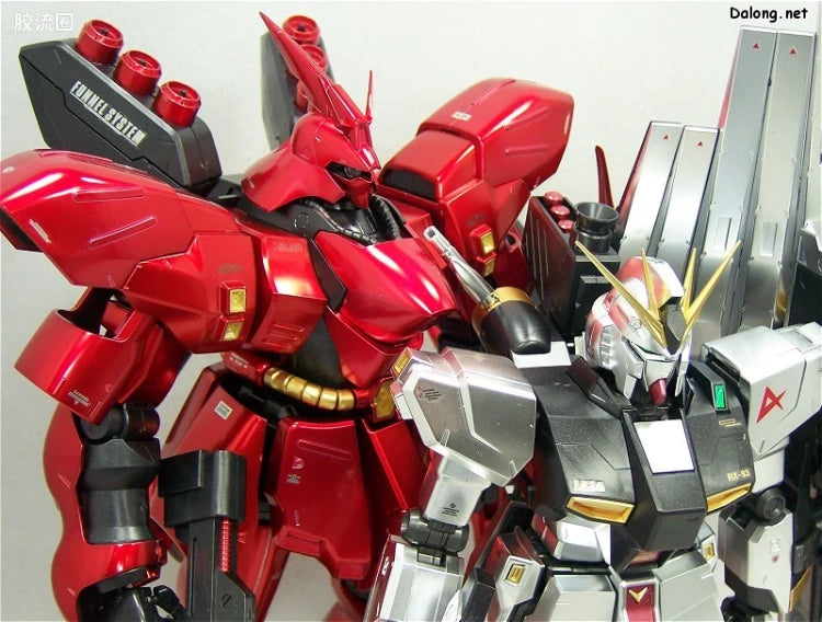 MG 1/100 Nu Gundam (Metallic Coating Ver.)