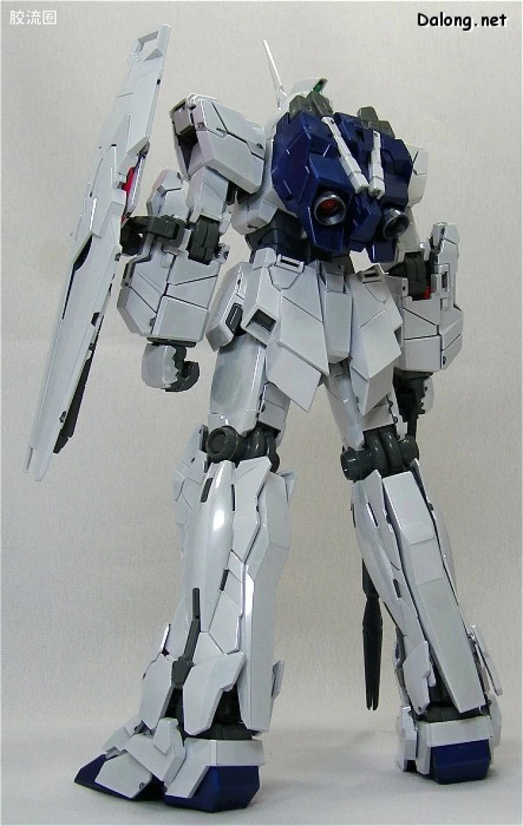 MG 1/100 Unicorn Gundam Ver.Ka (Titanium Finish)