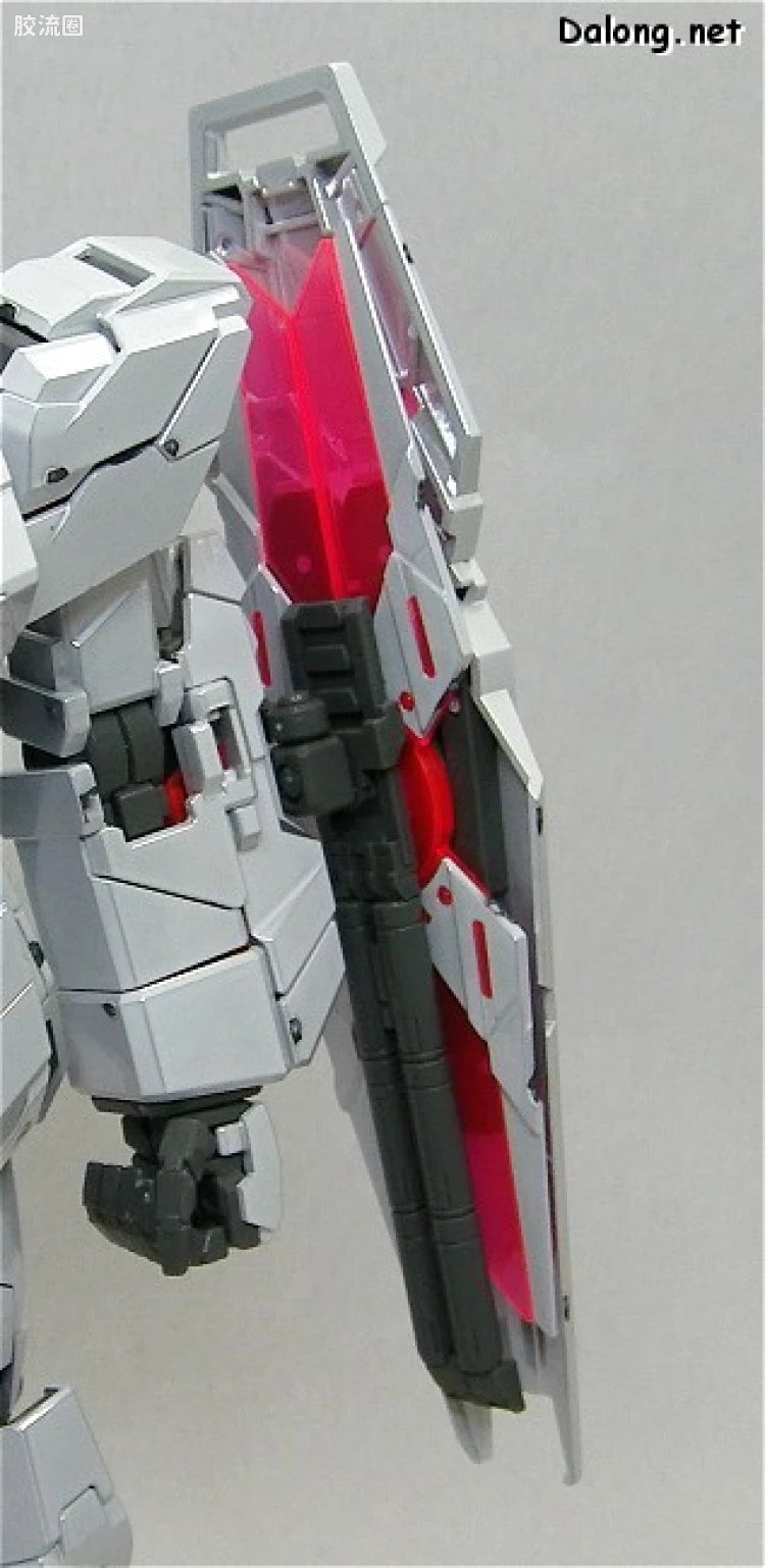 MG 1/100 Unicorn Gundam Ver.Ka (Titanium Finish)