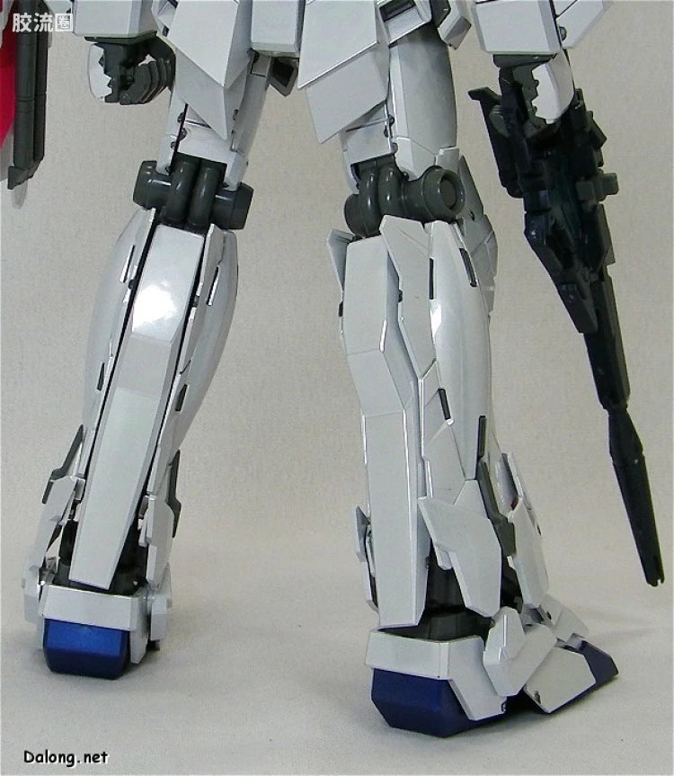 MG 1/100 Unicorn Gundam Ver.Ka (Titanium Finish)
