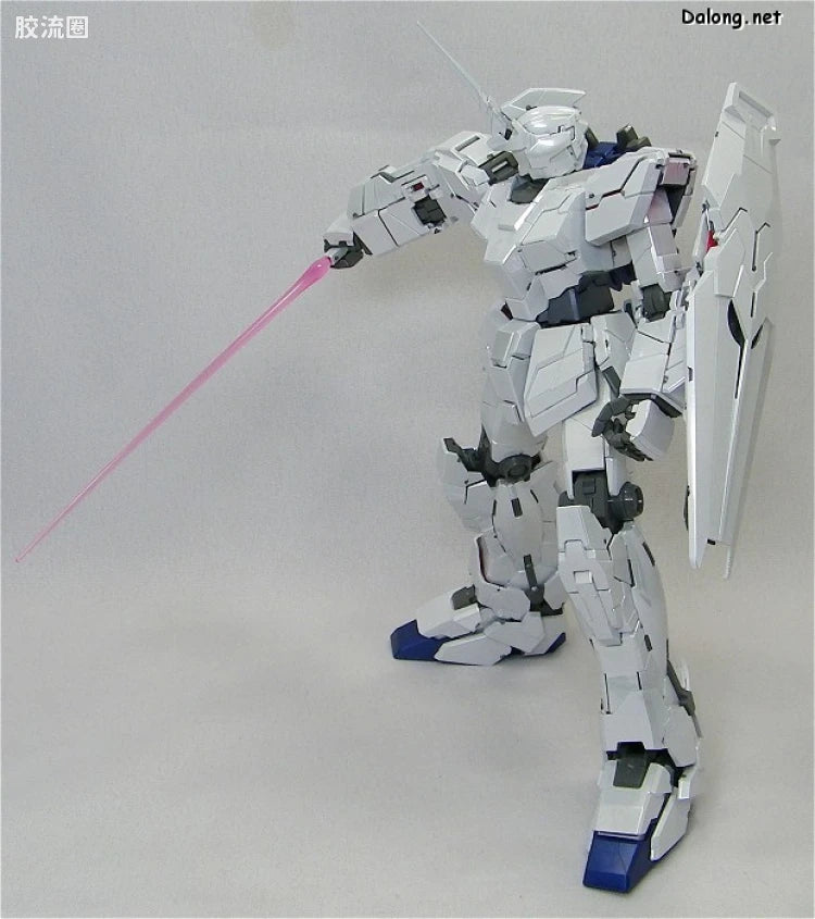 MG 1/100 Unicorn Gundam Ver.Ka (Titanium Finish)