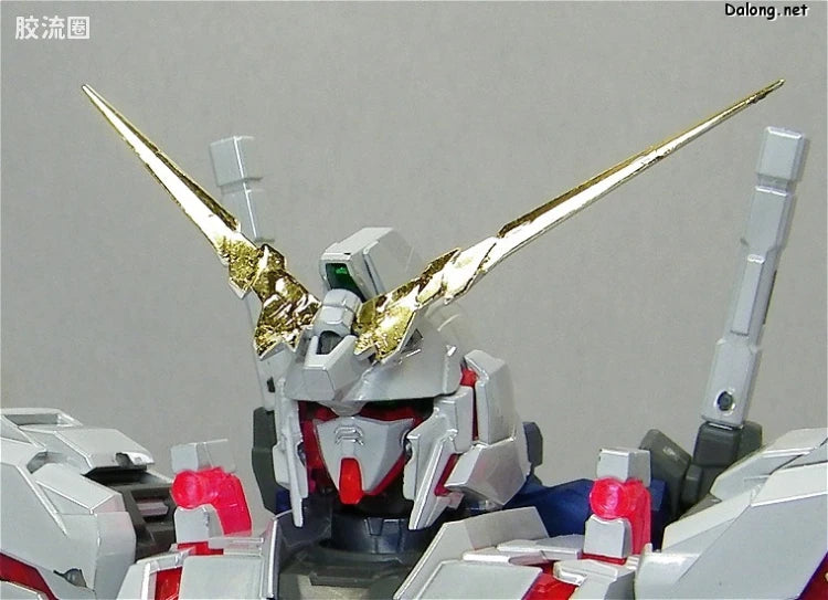 MG 1/100 Unicorn Gundam Ver.Ka (Titanium Finish)